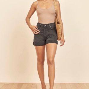 Reformation Mad Mix Rise Relaxed Shorts in Seine, Size 27